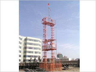 阜城縣榮騰建筑機(jī)械設(shè)備有限公司咸陽(yáng)自升龍門(mén)架產(chǎn)品詳情